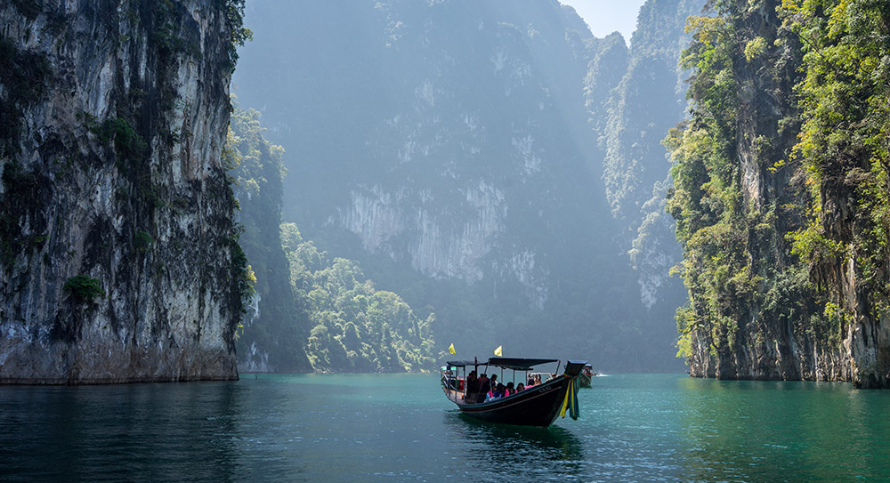 Thailand-unsplash-cropped.jpg (229 KB)