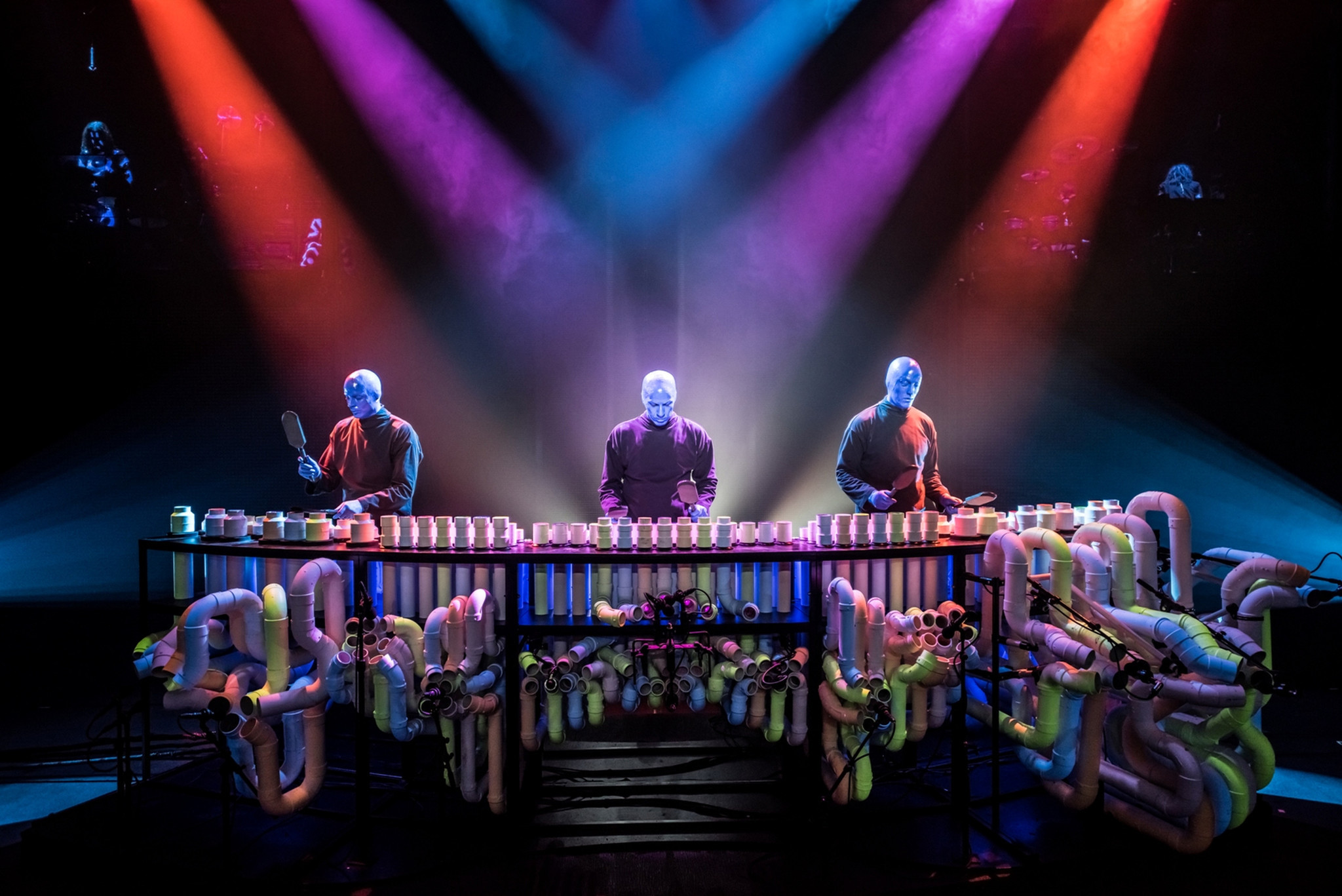 chi-cth-blue-man-group-2017-ct0047554800-20170210.jpg (528 KB)