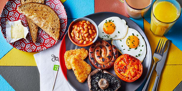 Bloc Hotel Gatwick guests enjoy a free drink with Nando's Breakfast
