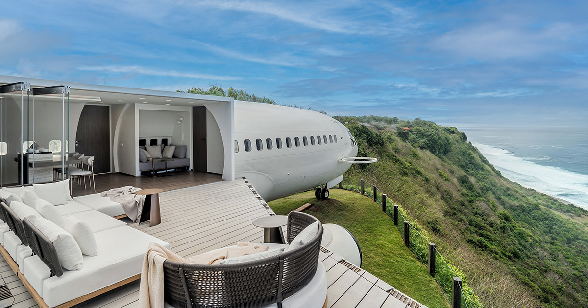 Private Jet Villa